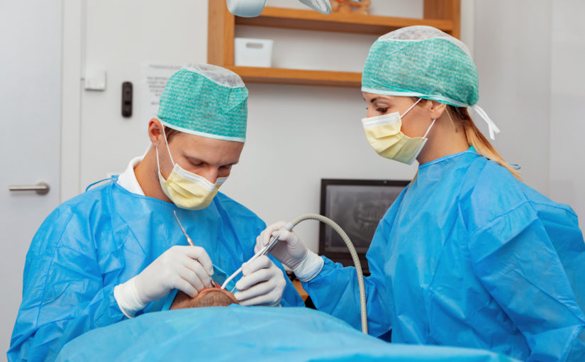 Dentim Clinic - bezbolesna chirurgia stomatologiczna