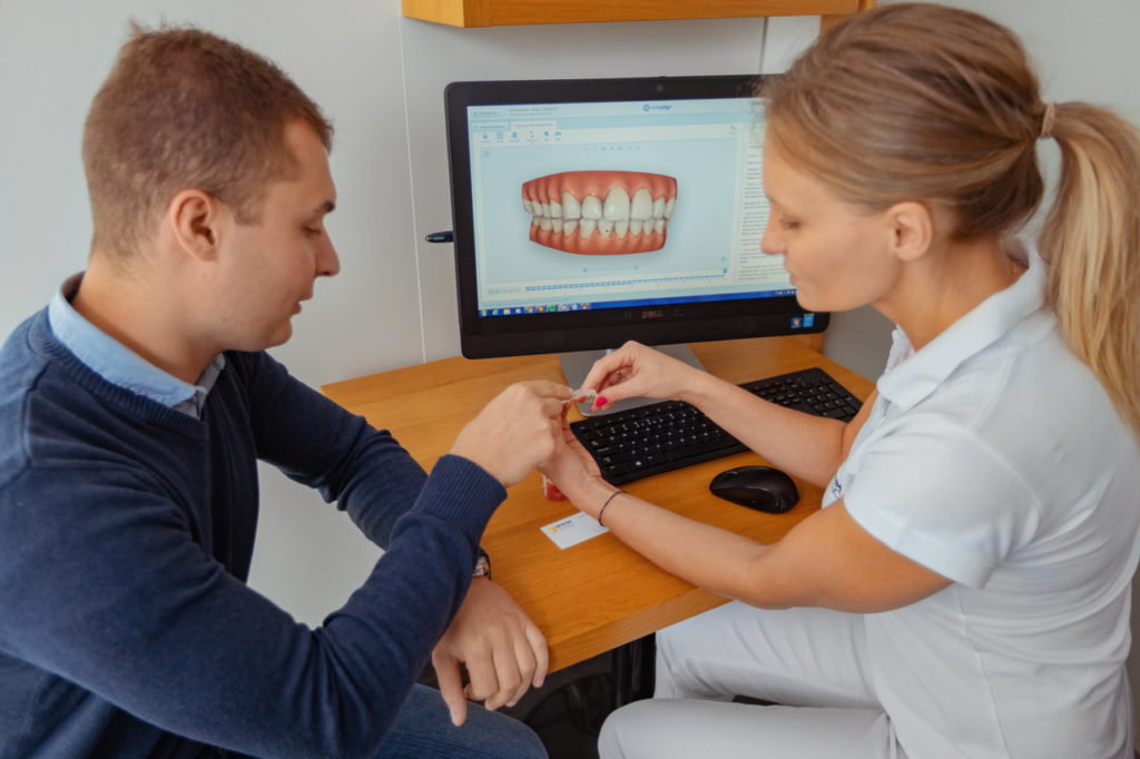 Dentim Clinic leczenie ortodontyczne w każdym wieku