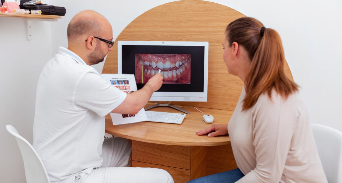 Dentim-Clinic-zakładanie-licówek